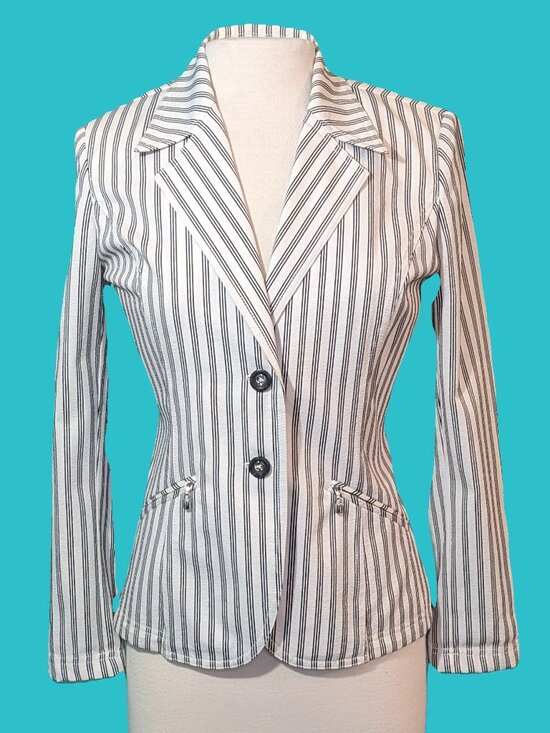 St. John Sport Jackets & Blazers - St. John Sport Vintage White with Black Stripes Blazer Size P Preowned